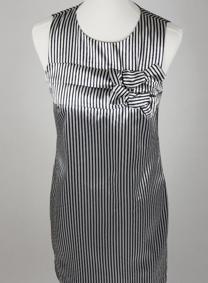 🆕️ Banana Republic Double Bow Shift Dress NWT - Picture 4 of 10